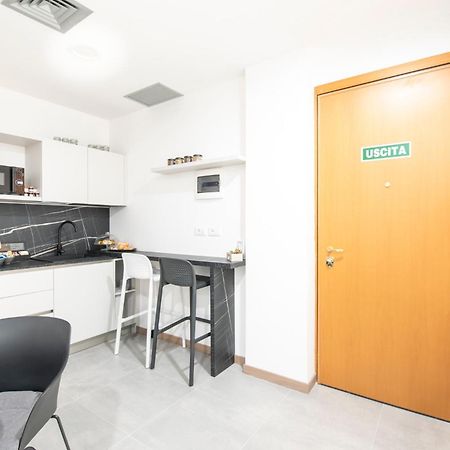 B&B Dante ปอร์เดโนเน ภายนอก รูปภาพ